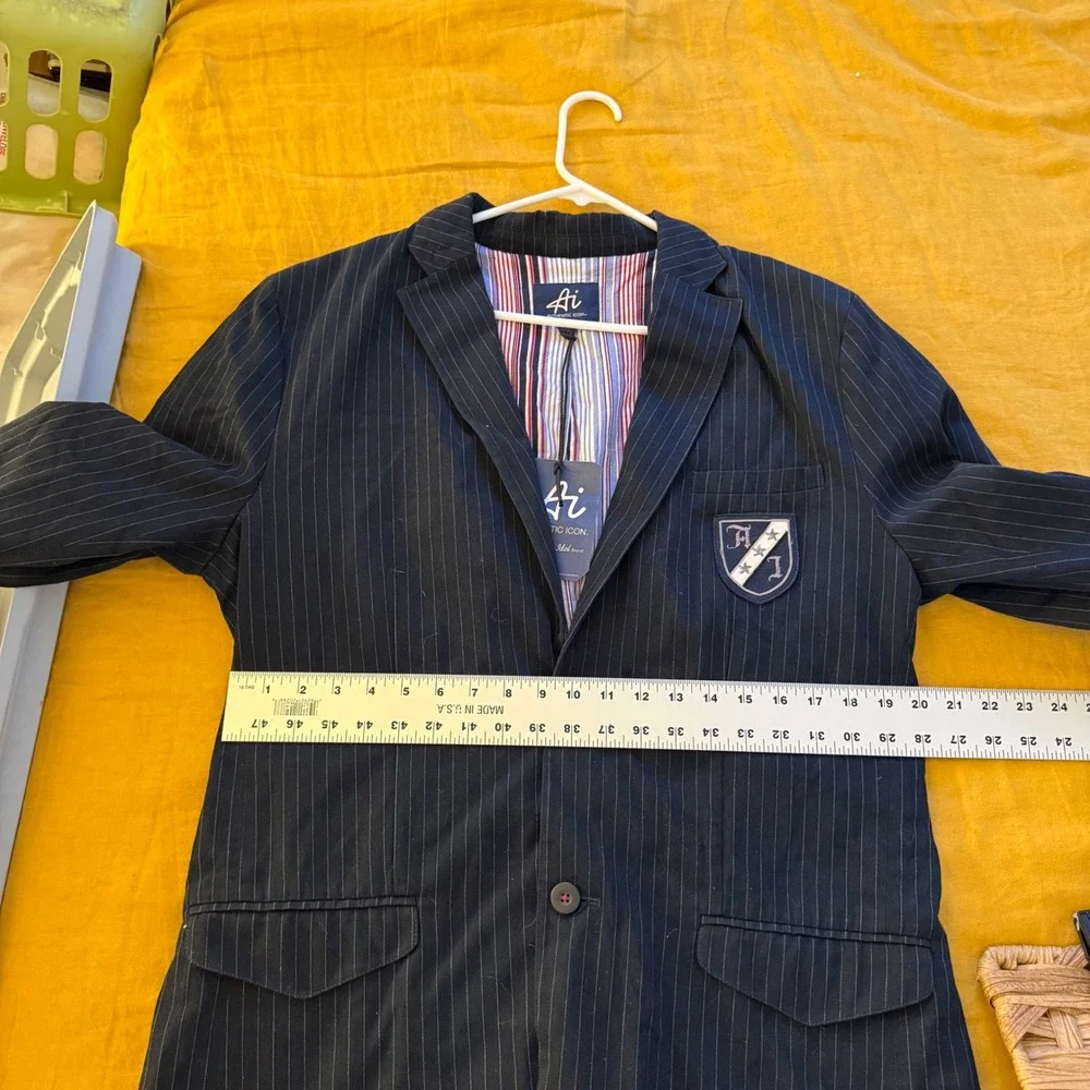 Authentic Icon Mens Black Pinstripe‎ Blazer Crest Patch Lined Size L